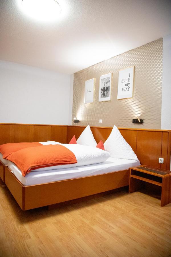 Kleines Hotel Westhus Doerpen Bagian luar foto